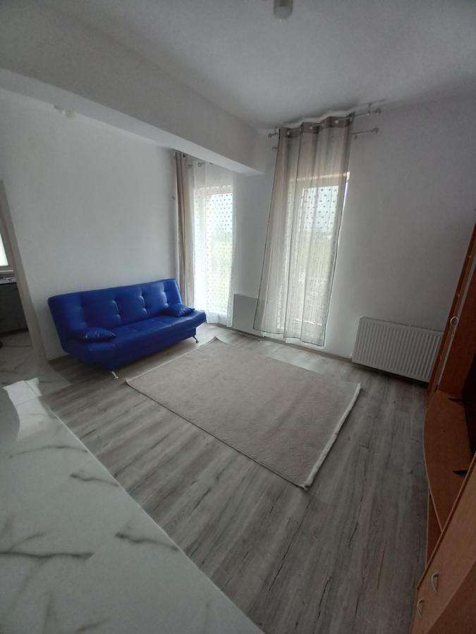 Twins Residence 2 Apart Hotel Ap 3 2 Rooms Chiajna Eksteriør bilde